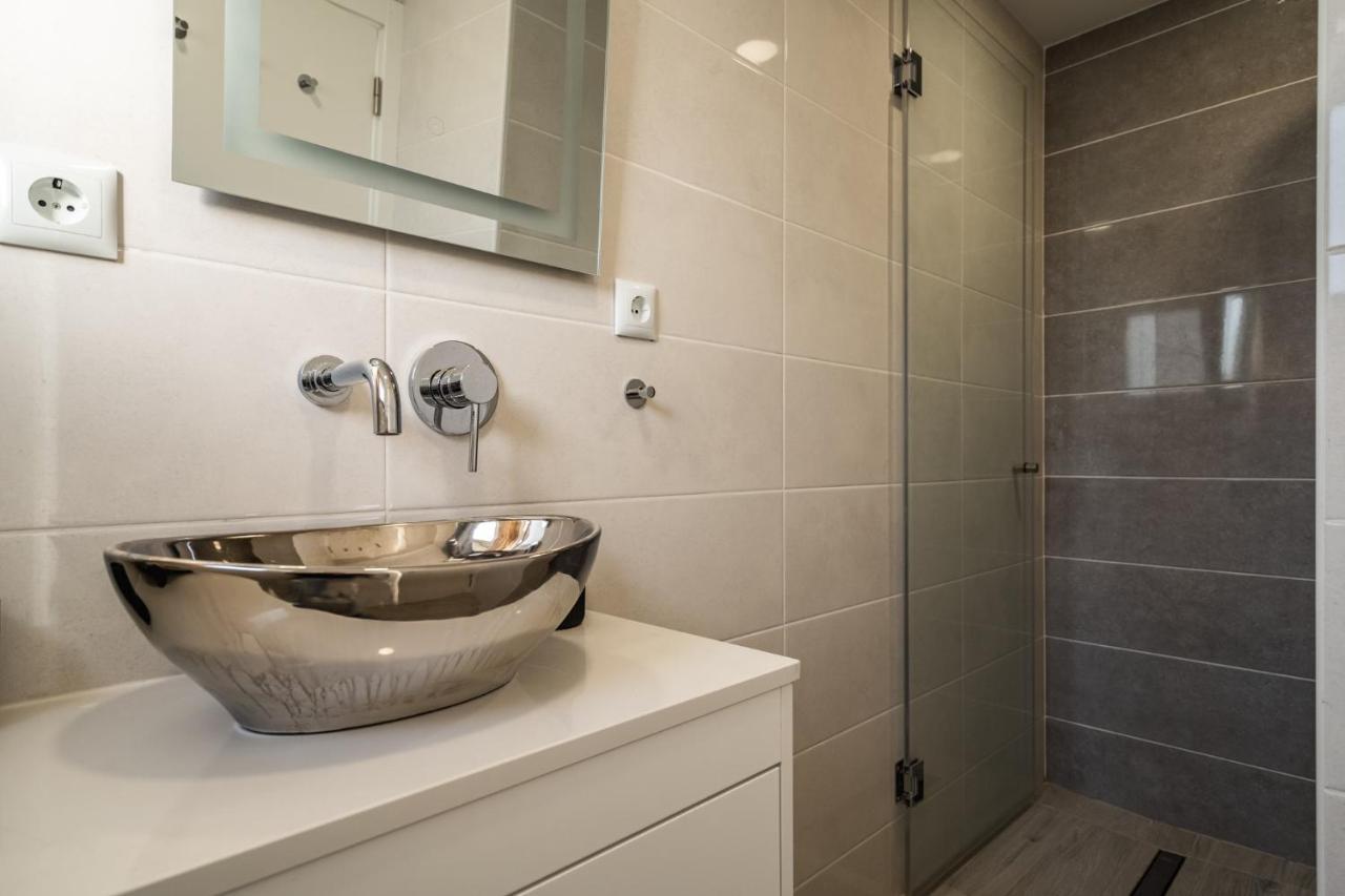 Akicity Ourique White Apartamento