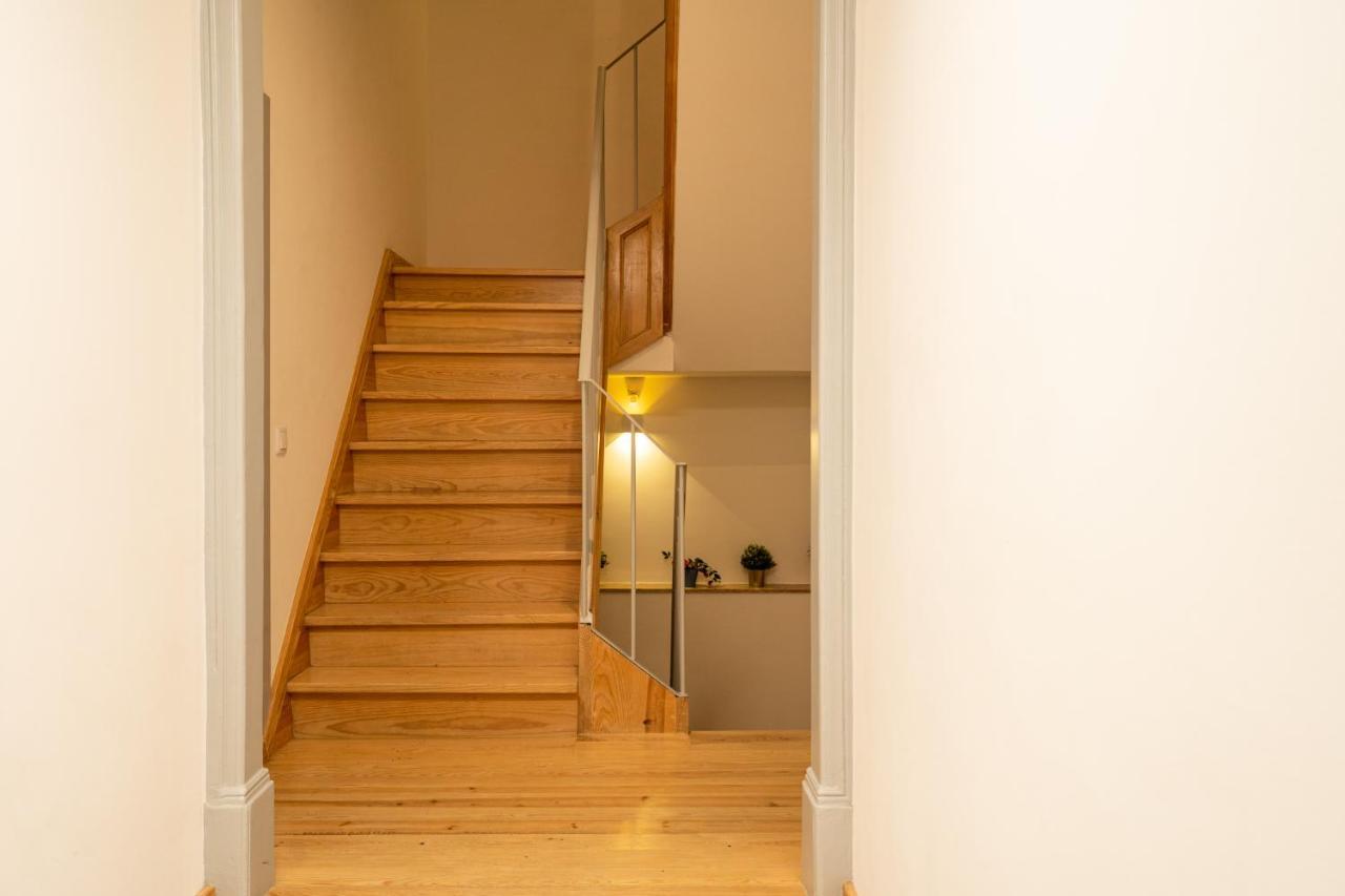 Akicity Ourique White Apartamento